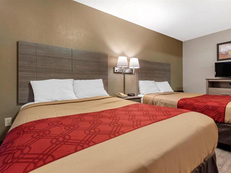 Econo Lodge Dewitt I-90 Εξωτερικό φωτογραφία