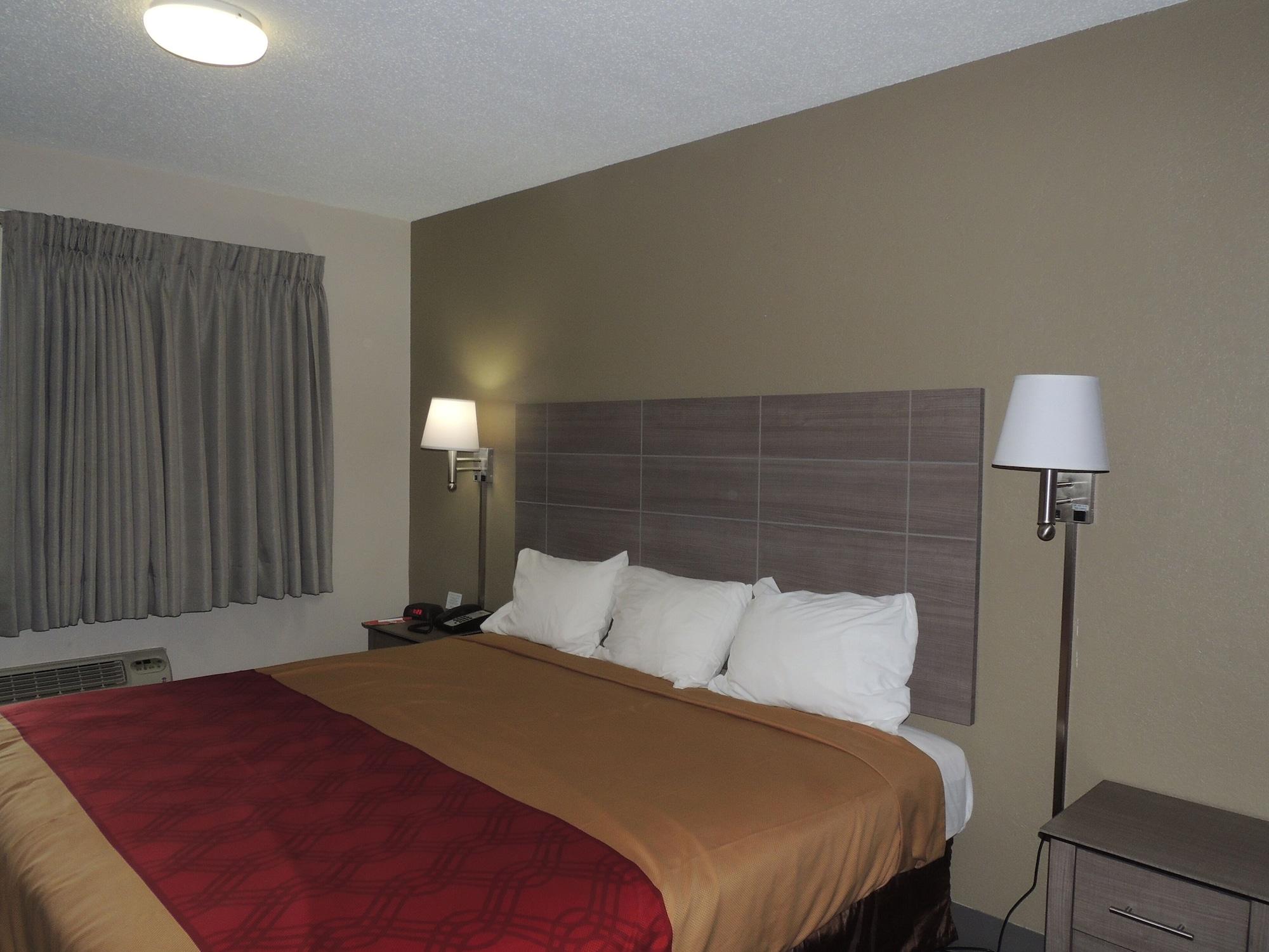 Econo Lodge Dewitt I-90 Εξωτερικό φωτογραφία