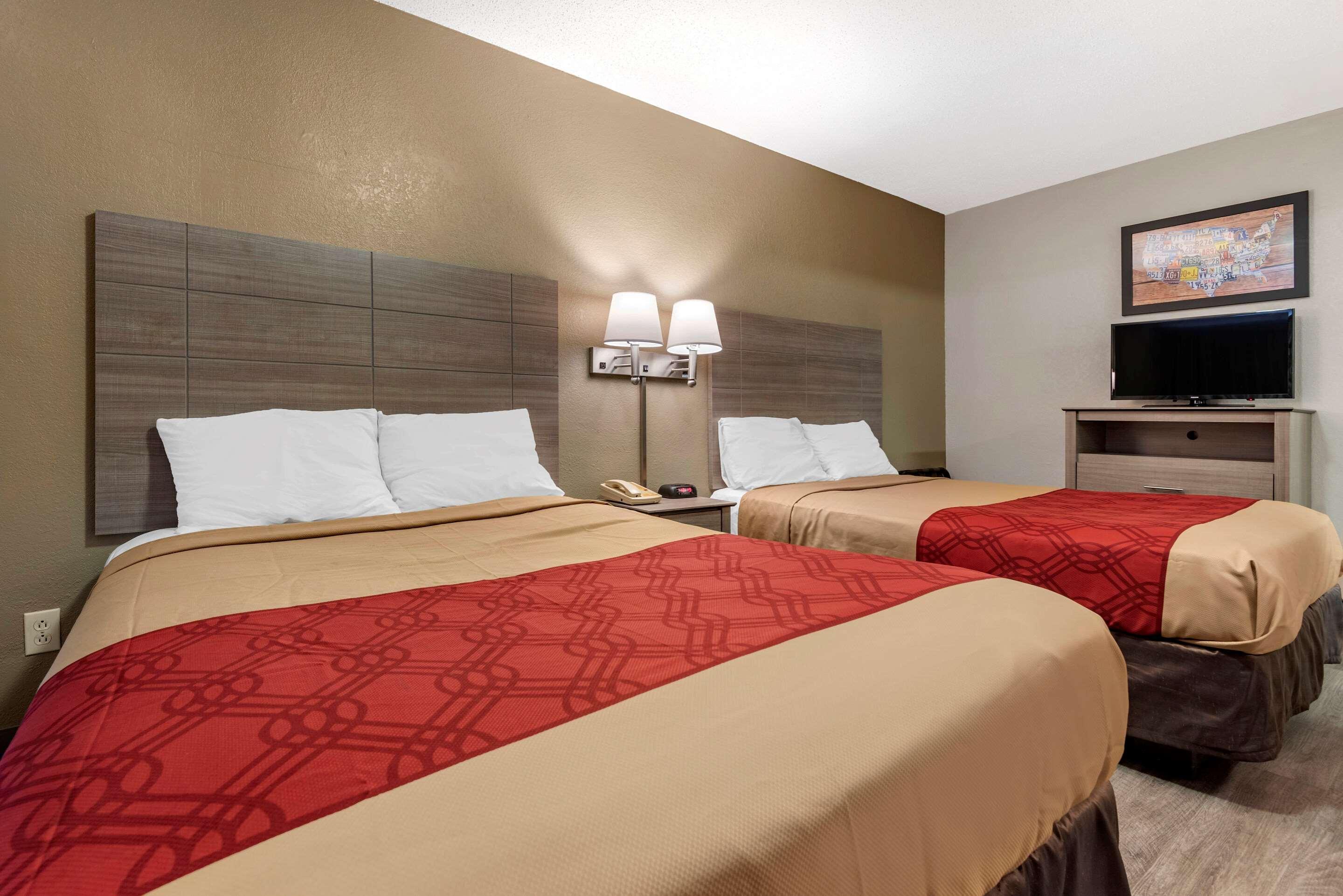 Econo Lodge Dewitt I-90 Εξωτερικό φωτογραφία