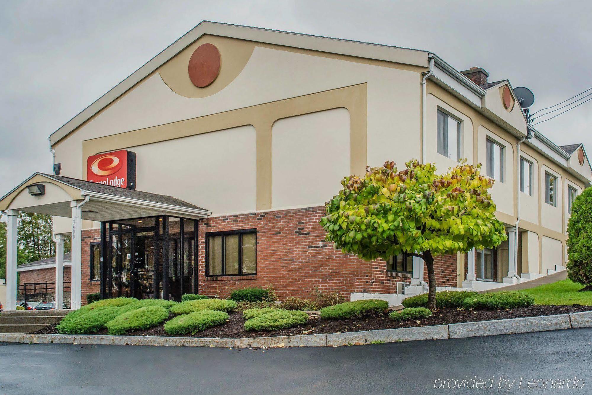 Econo Lodge Dewitt I-90 Εξωτερικό φωτογραφία